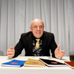 CIGÁNY MÓZES